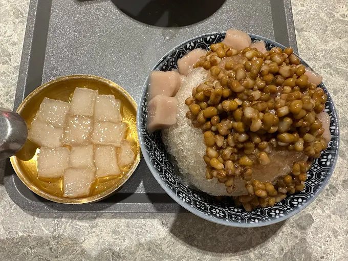 賴媽媽豆花和平老街店，提供傳統與現代結合的清甜美味