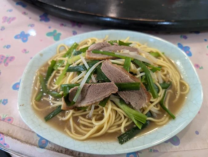 明德水庫一日遊攻略｜必訪日新島雙吊橋＋明湖蘇堤美拍景點＆在地美食推薦