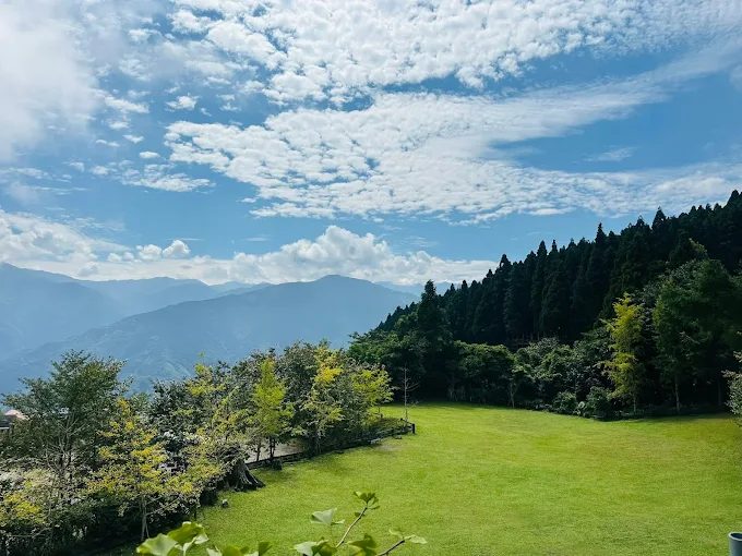 新竹五峰秘境！山上人家森林農場一日遊攻略｜四季美景、住宿餐飲全公開
