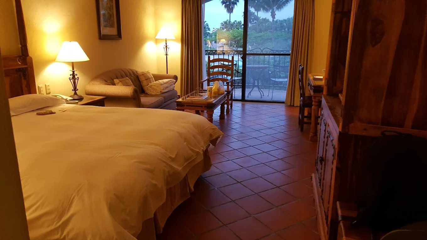 花蓮理想大地渡假飯店｜台灣最美水上度假村，入住蜜月客房只要 $4,999 起！