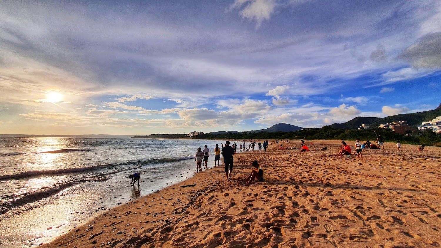 大灣路旁沙灘|墾丁大街:不容錯過的台灣南部美食和夜市體驗