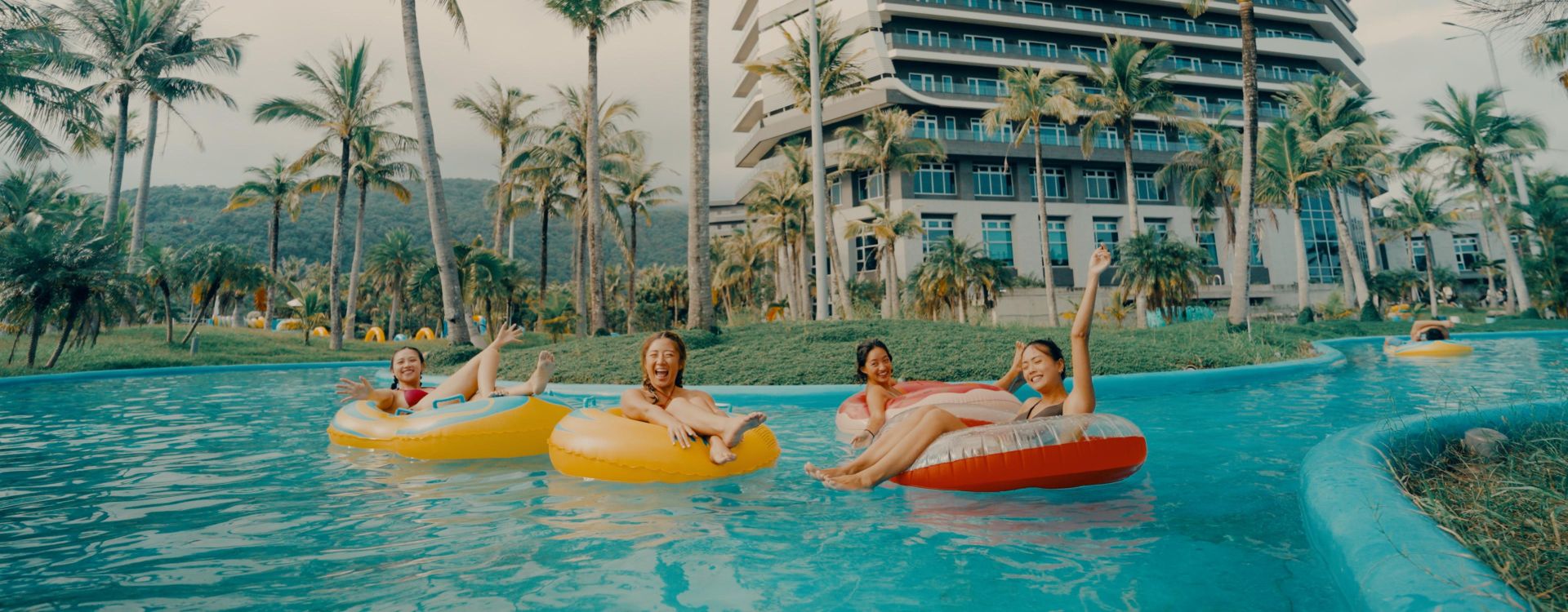 龜山島作陪、浪花當搖籃：凱渡廣場酒店的親子度假日常，就像住進一幅海景畫