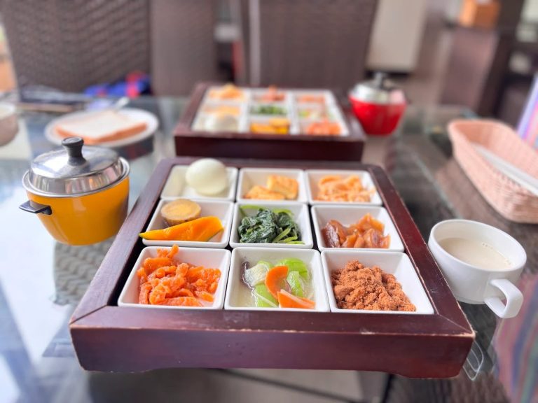 日月潭布查德 Villa｜一泊二食＋山景下午茶每人 $1,999｜歐風小鎮感的森林度假