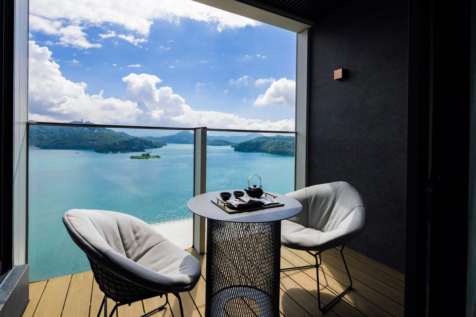 漢來日月行館｜從晨霧到夕陽，當山色映入房窗，住進日月潭的湖光裡