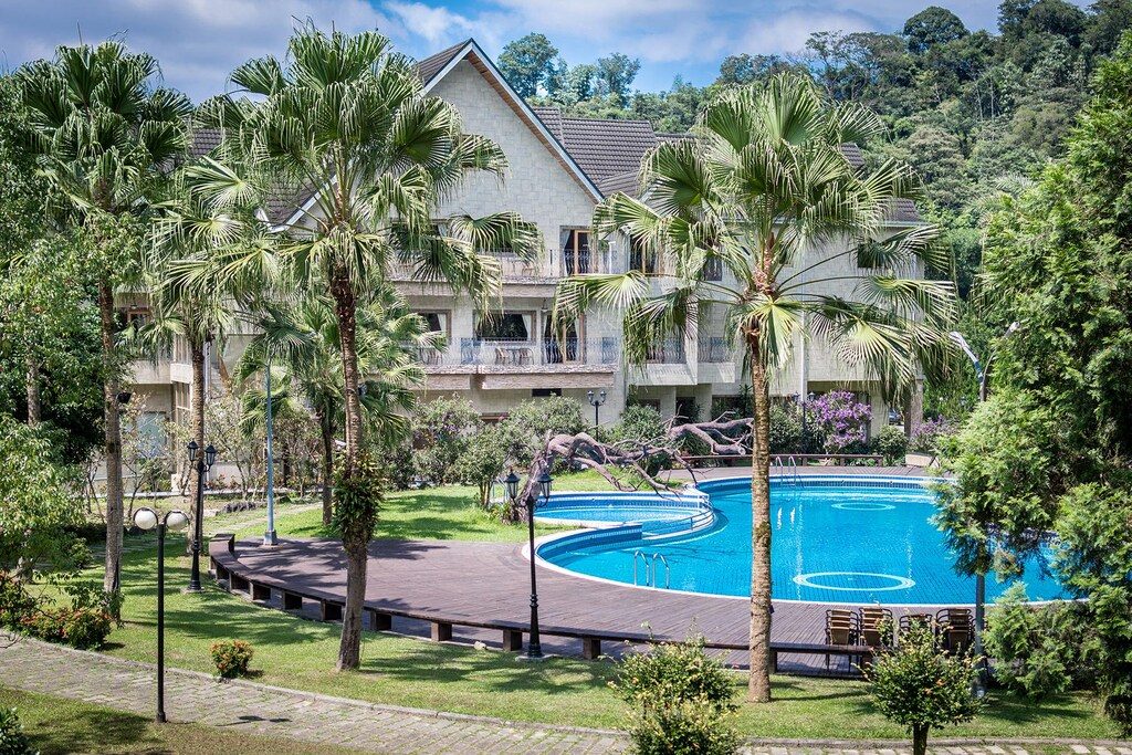 「從晨霧到夕陽都是你的房景」｜日月潭住宿 6 大關鍵，一篇搞懂怎麼挑