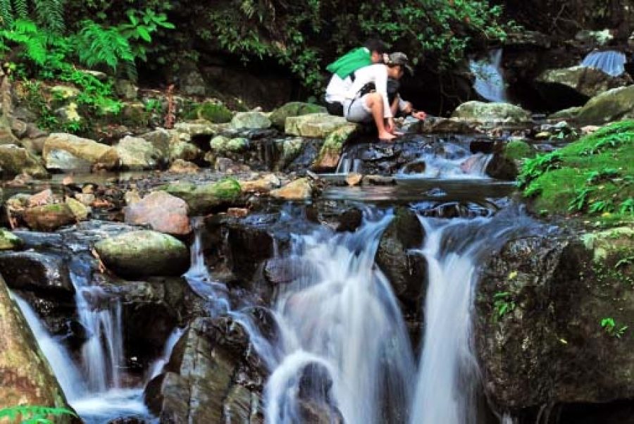 礁溪三重奏：泡湯、逛夜市、追瀑布｜最完整的療癒行程公開