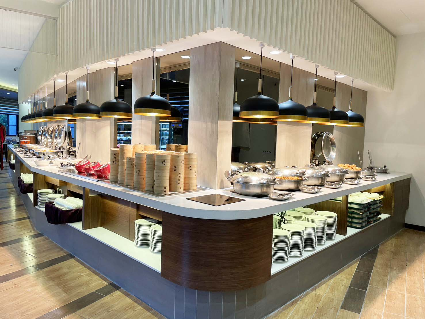 巴頓西餐廳提供的在地精緻料理