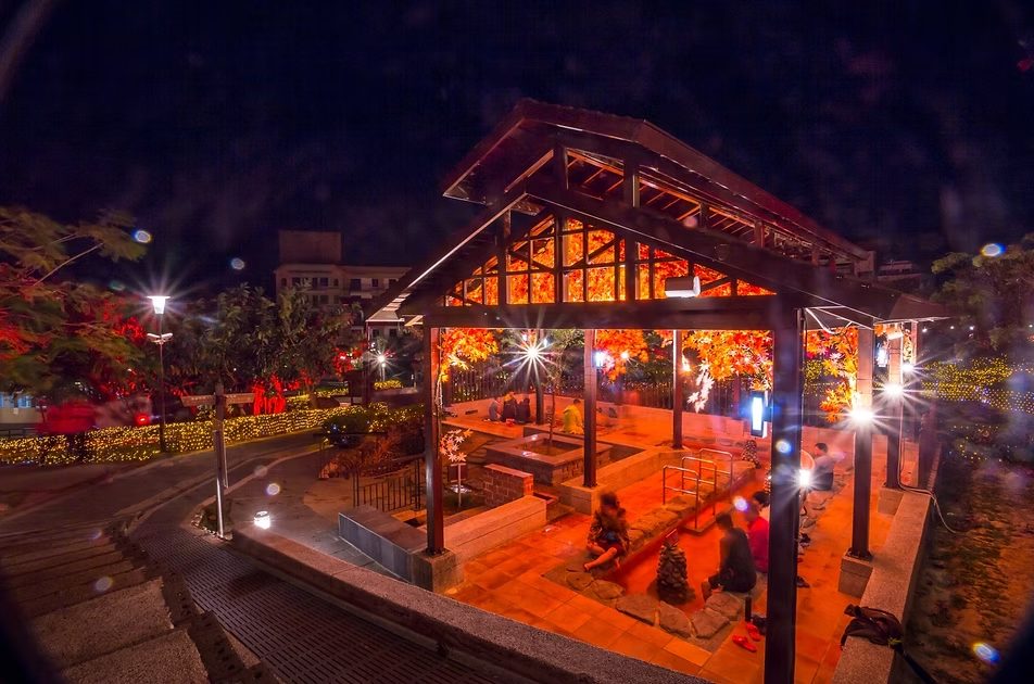 「在南台灣過一個『日式冬夜』」｜四重溪溫泉村點燈，浪漫不輸日本泡湯町