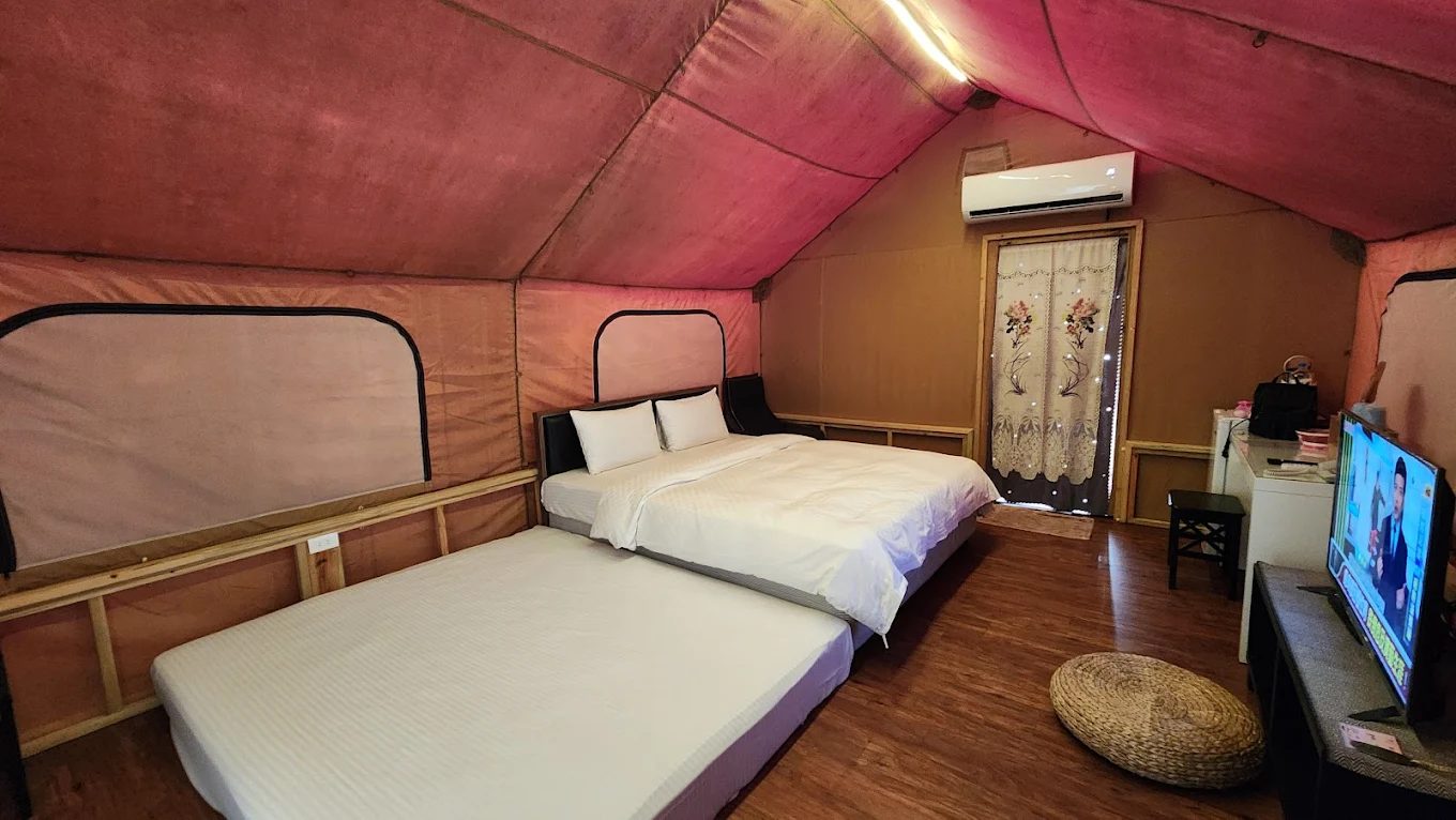 🌿 高雄六龜遠山望月溫泉營區|在山林裡泡湯、露營、賞星空,一次收錄療癒假期