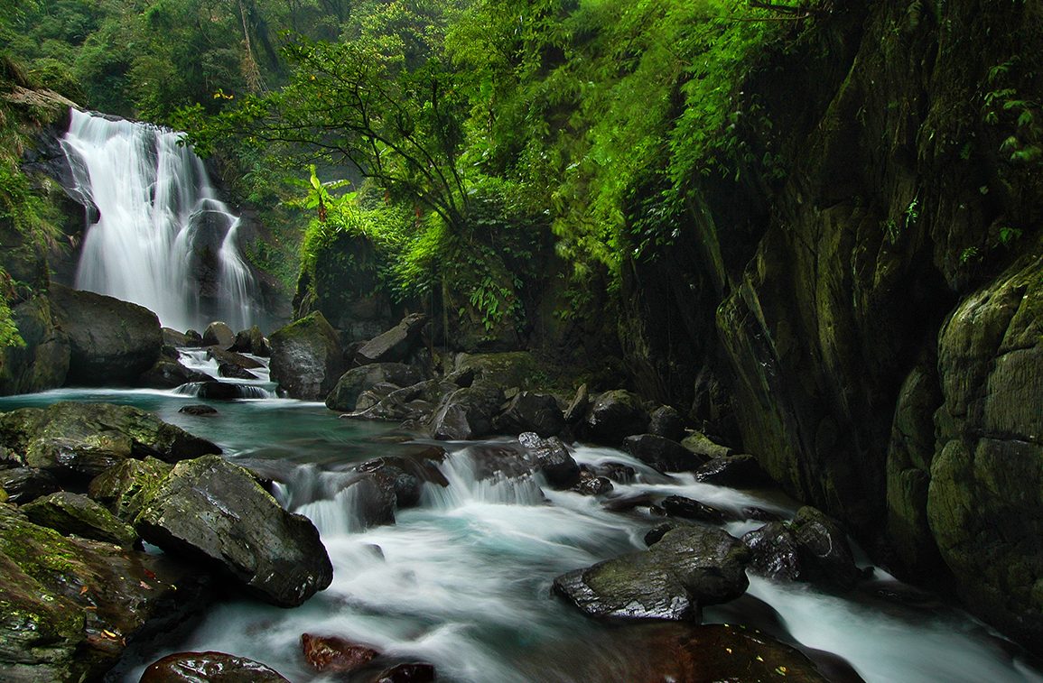 《把壓力放「溪」裡》｜烏來溪谷五大秘境開箱，一日洗掉城市的噪音
