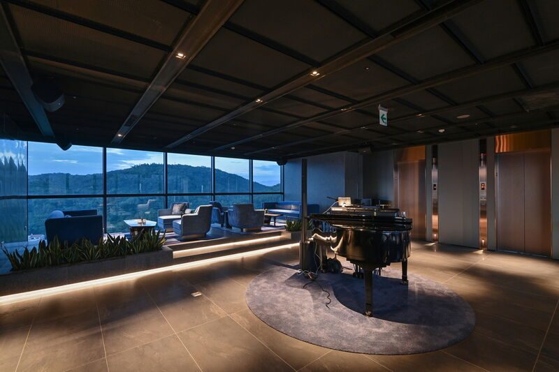 在日月潭湖光雲霧之間入住漢來日月行館,把一晚交給溫泉與山水慢慢展開