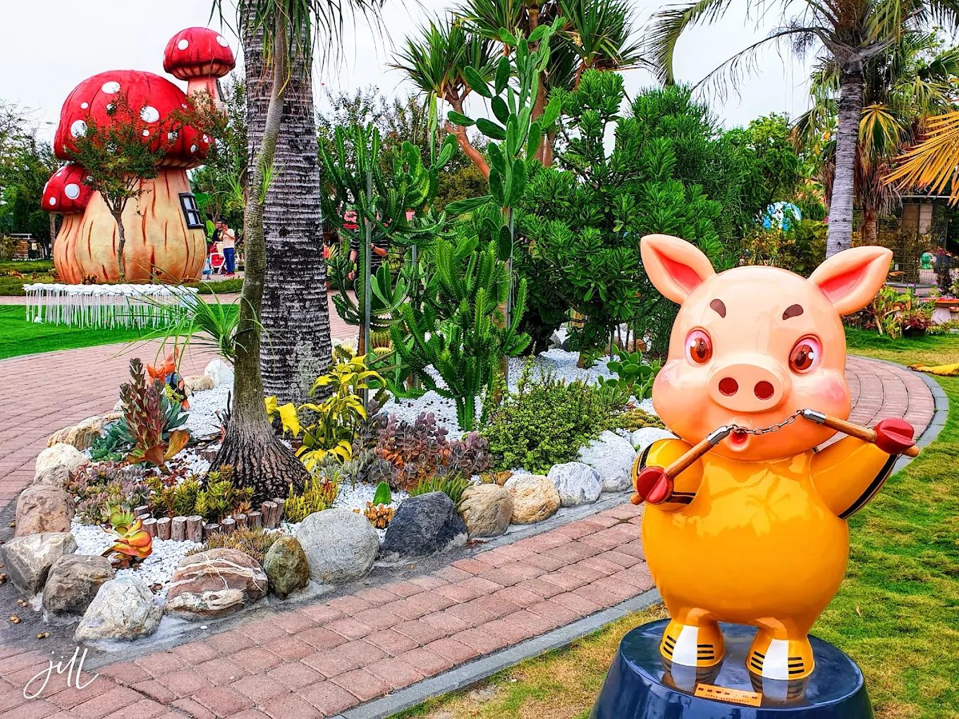 【嘉義民雄親子景點推薦】三隻小豬觀光農場：動物互動、遊樂設施、拍照打卡全攻略 🐷