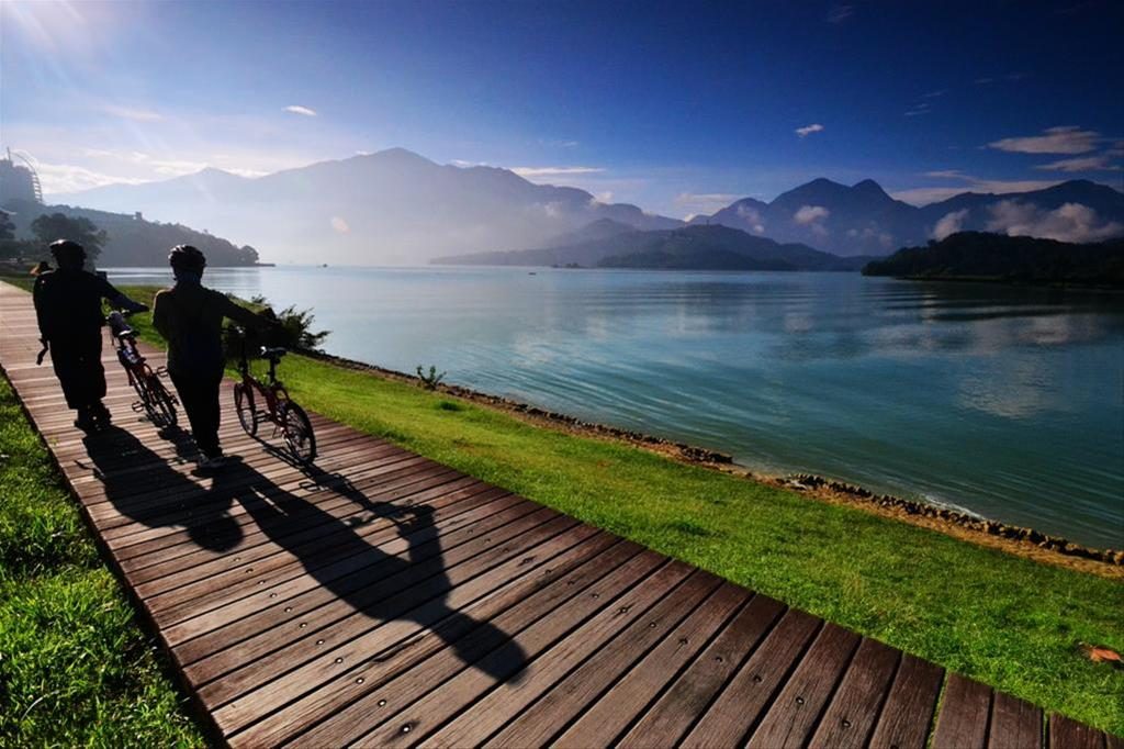 一日拍出十張封面照|日月潭向山、纜車、伊達邵都太上鏡!