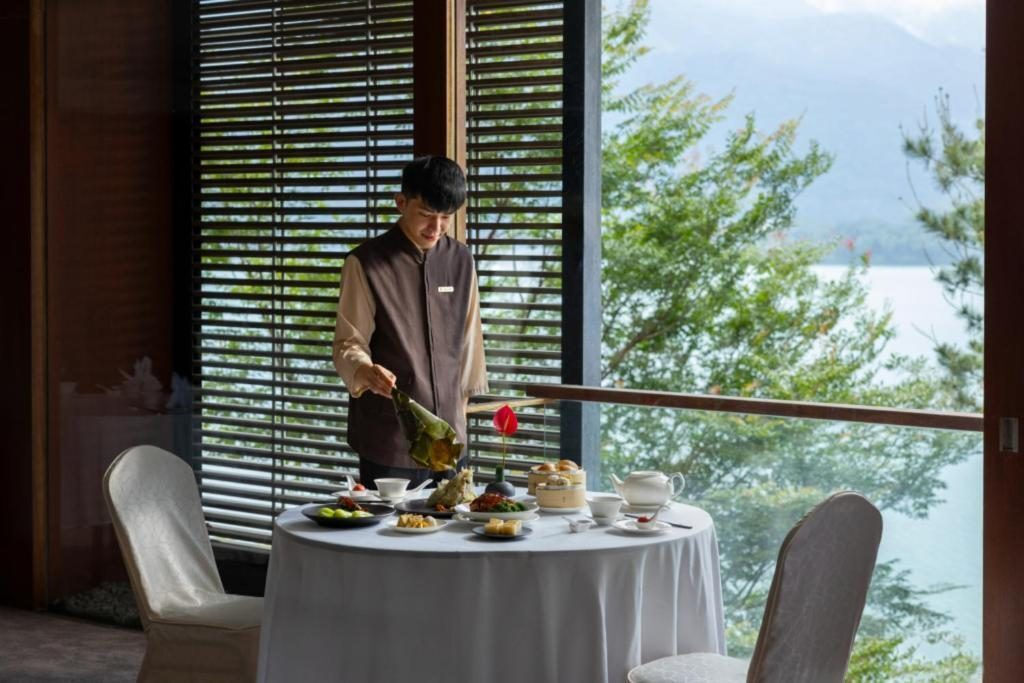 不為華麗，只為一窗湖景——我在日月潭涵碧樓找到平靜