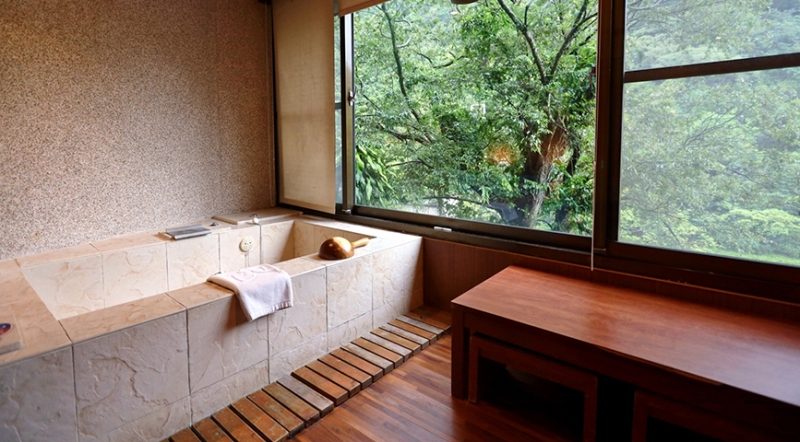 山風與泉水的對話|入住台中谷關龍谷觀光大飯店的寧靜時光
