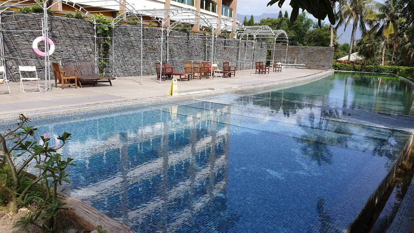 🌿 鹿鳴溫泉酒店｜泡湯、賞景、慢旅三合一的台東療癒假期