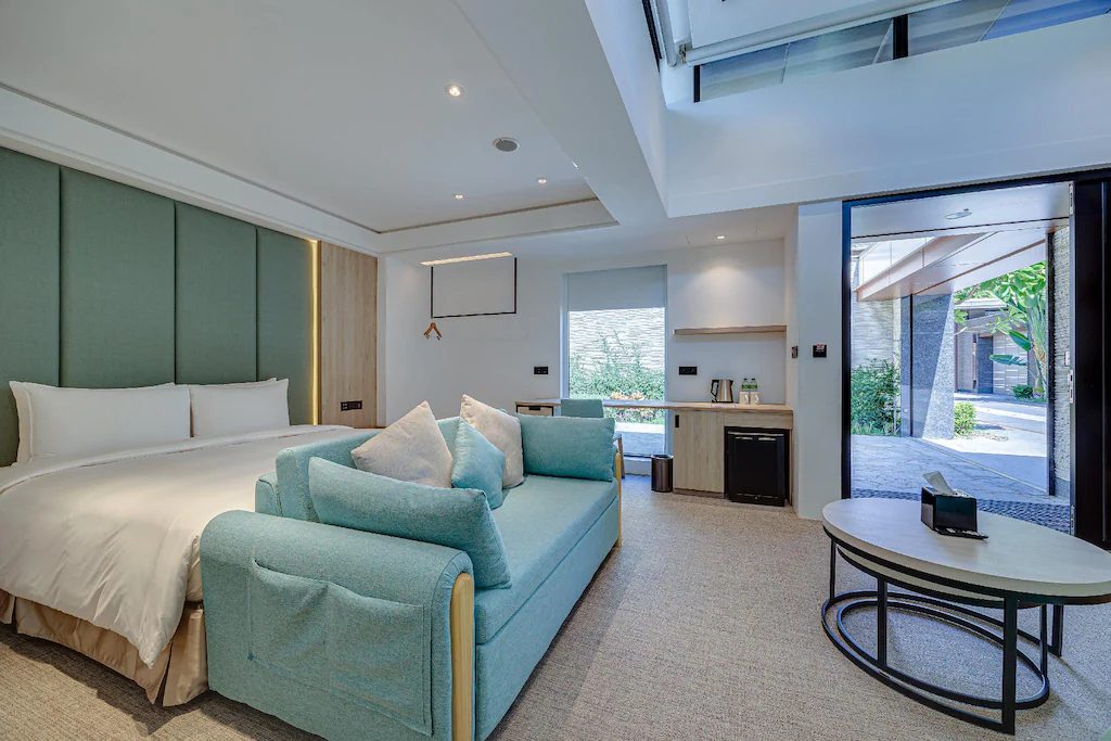 「台中的森林旅館｜烏日璞旅讓你離塵不離城，在綠意裡重新登入自己」