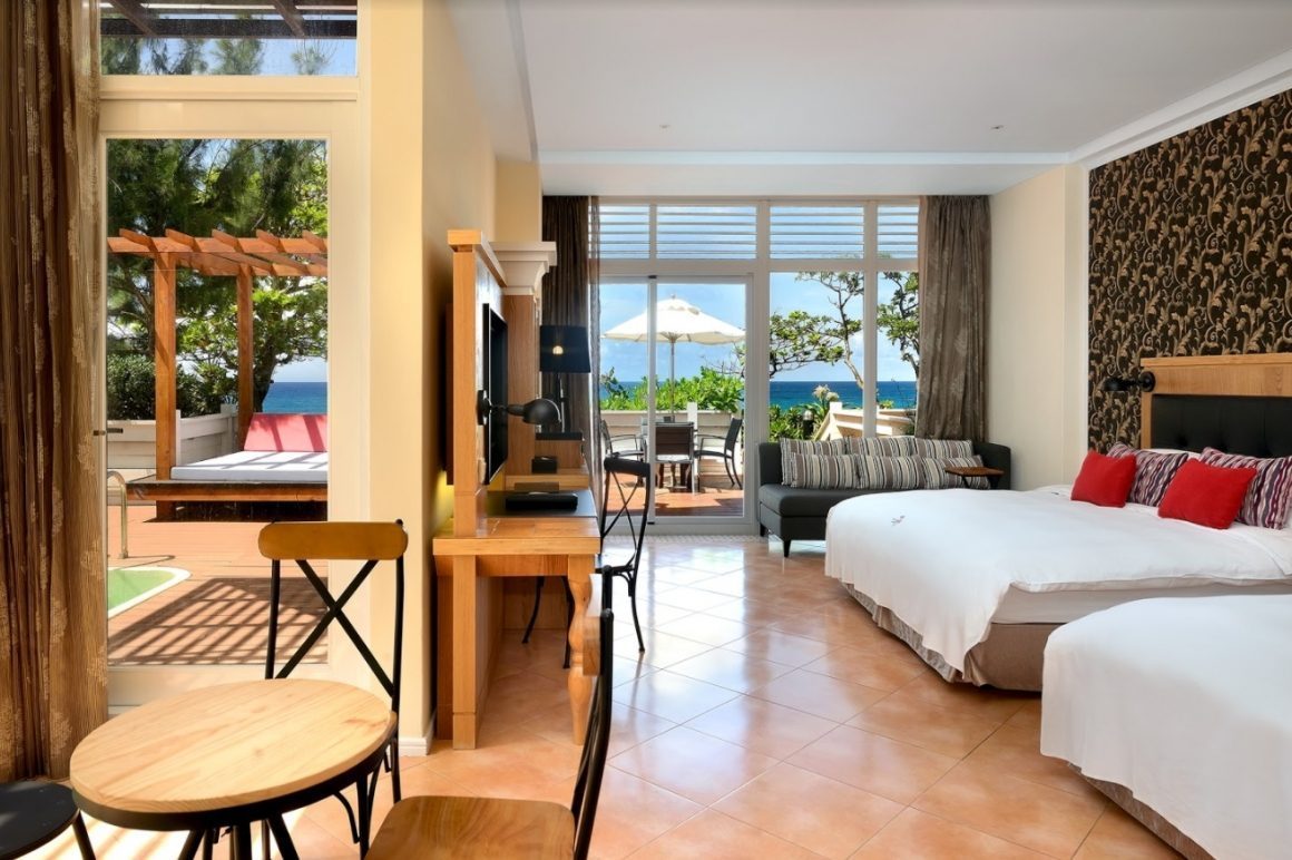 在夏都醒來，陽光替你打卡｜五個必訪墾丁景點，寫下夏天的續集