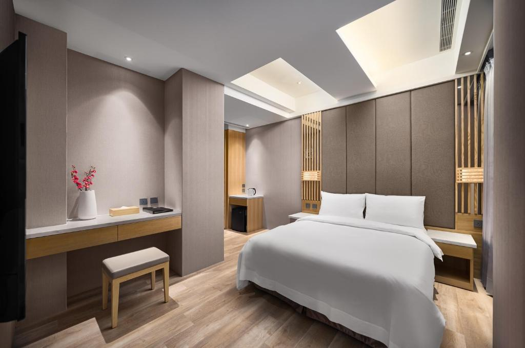 抵達礁溪就能進湯的距離，在葛瑪蘭風呂會館泡出安靜夜晚