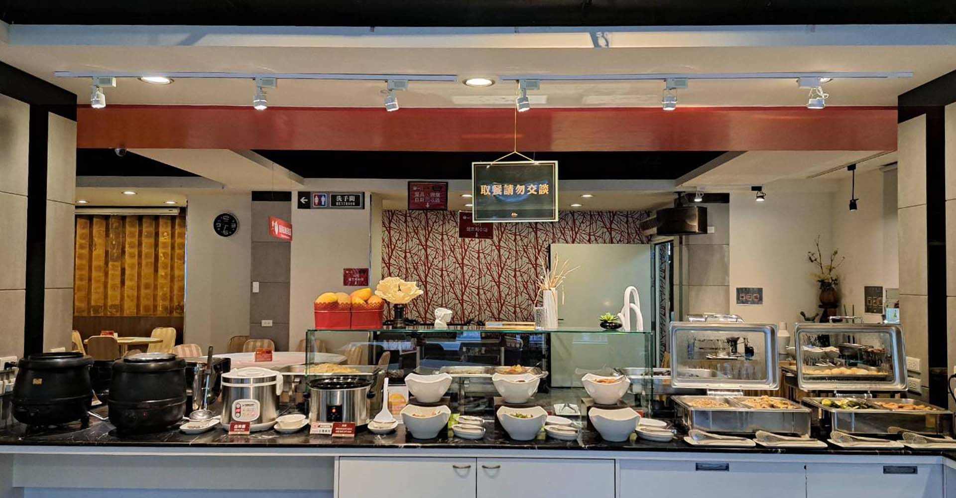 走進礁溪溫泉核心區,在山泉飯店過一個只屬於泡湯的慢日子