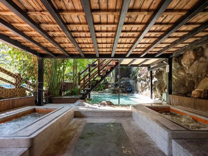 別再泡劇了,來泡湯吧!|谷關四季溫泉會館,一場被山霧包圍的療癒假期