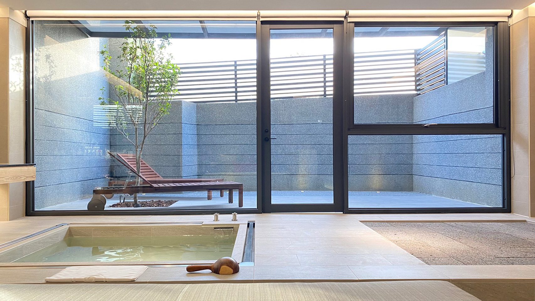 忙到沒假也想放鬆？台中3小時溫泉快閃，把城市與山霧一次泡進假期裡