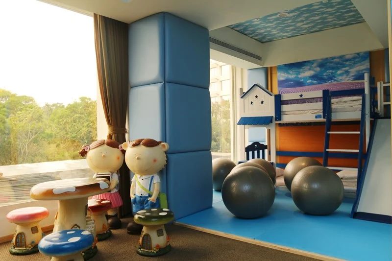 🌙 台中清新溫泉飯店｜邊泡湯邊賞夜景的五星級療癒假期