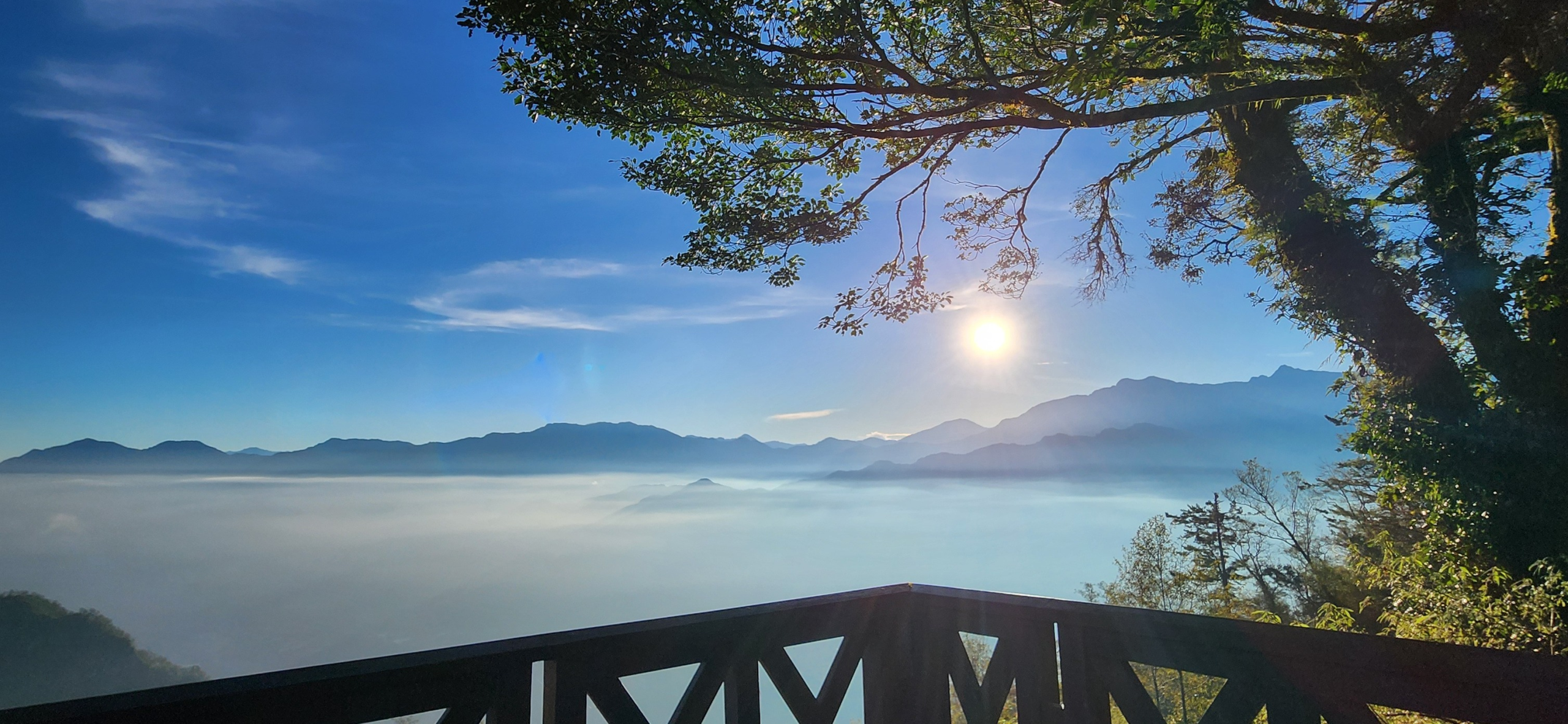 祝山觀景台日出與雲海的震撼瞬間