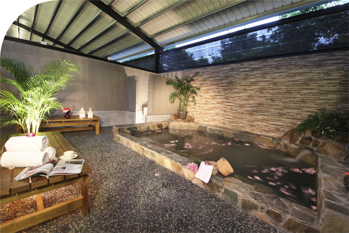 從蒸氣中看見自己慢下來的樣子｜礁溪溫泉、森林風呂與夜市的療癒日常