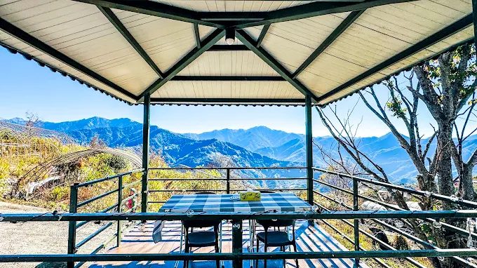 在清境的星空下入眠，讓山風與雲海作伴，當日出喚醒山谷｜在清境31民宿遇見星光與靜謐