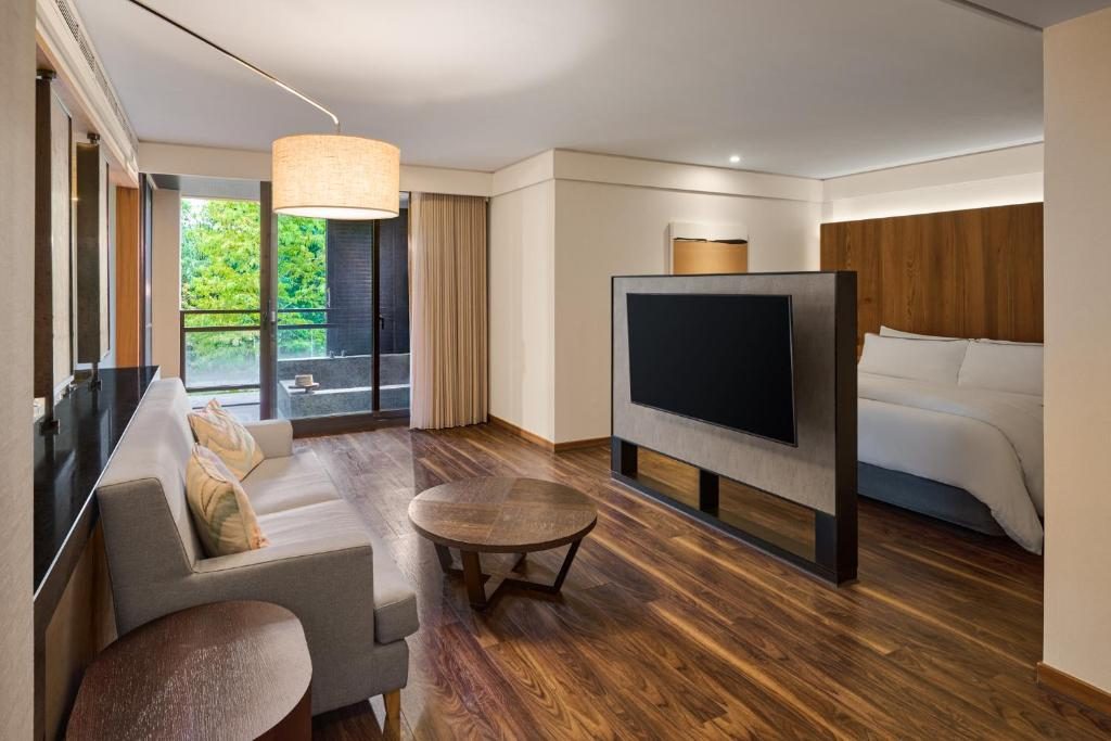 入住宜蘭力麗威斯汀度假酒店，在山林私湯與稻田風景中慢慢度假