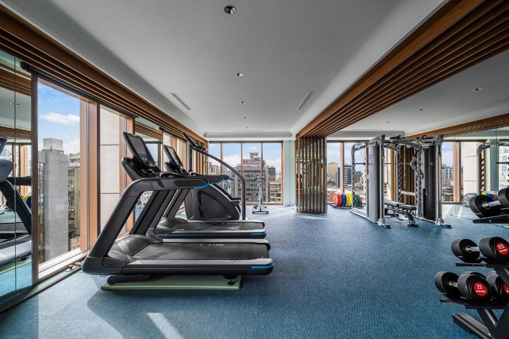 住進寒居酒店，在台北市中心切換靜音模式，慢慢過一晚