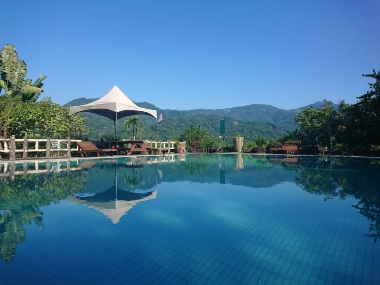 🌿 高雄山林祕境・天闊SPA溫泉會館｜雙人一泊二食只要 $3,400 起！