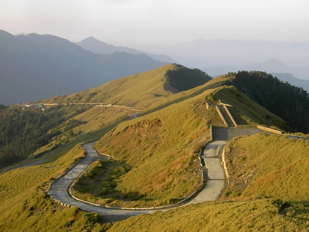 🏔 合歡主峰開門見山｜秋天的雲海旅程，就從這裡開始