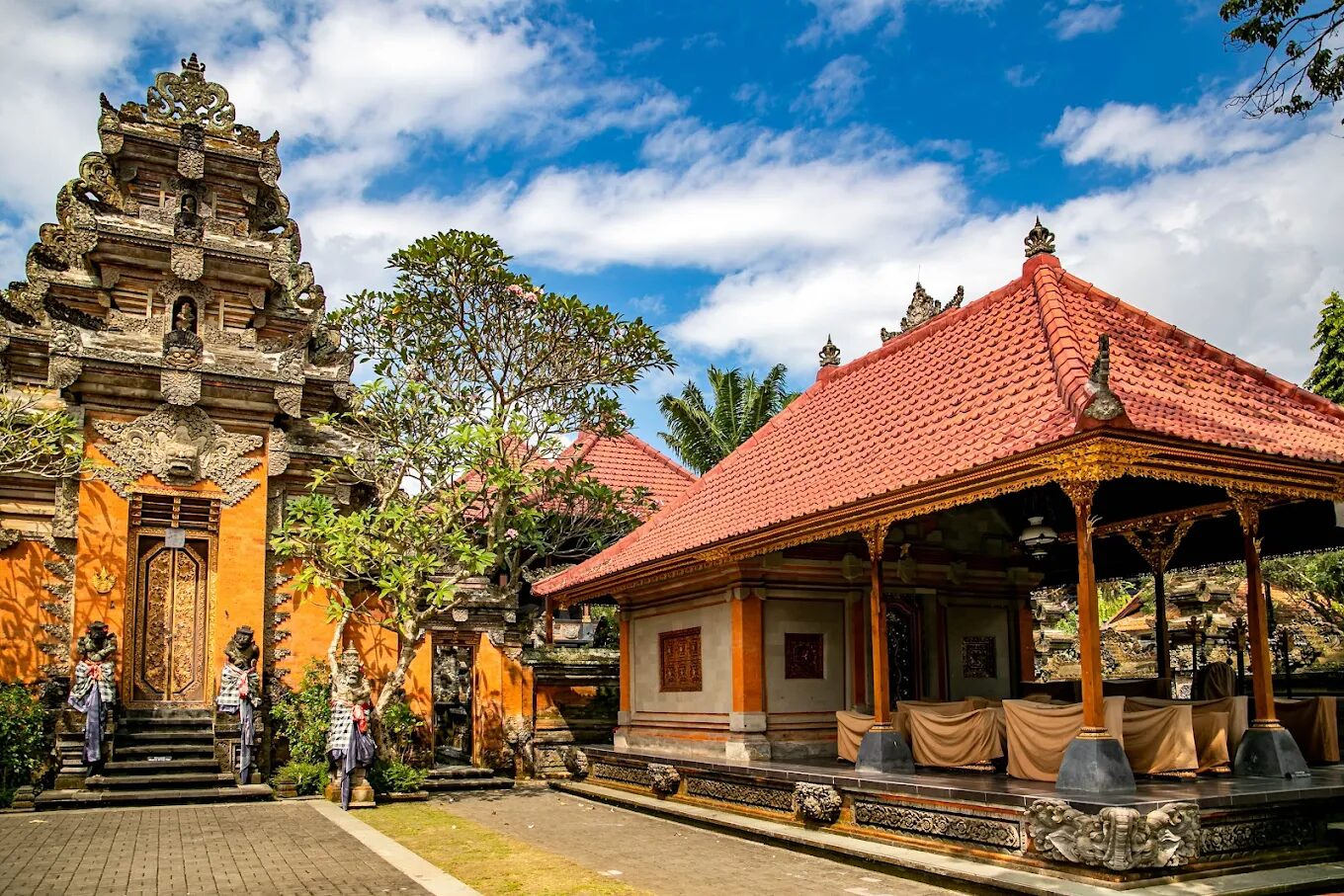 烏布皇宮與藝術市集（Ubud Palace & Ubud Art Market）