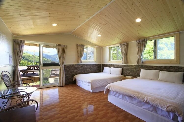 🌄 清境之星樂活莊園｜南投高山雲霧中的夢幻住宿，只要 $1,450 起！