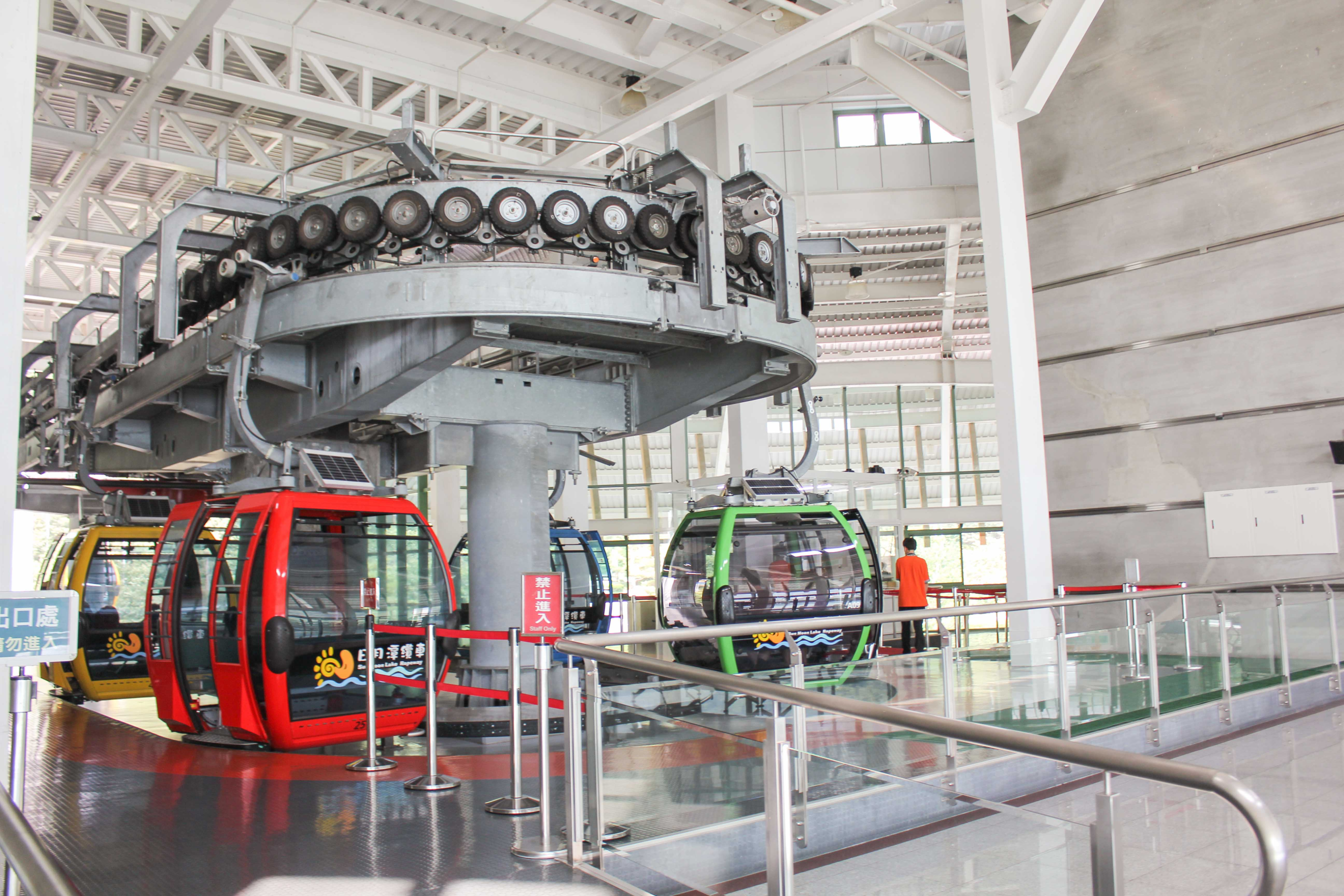 當湖面映著雲與光——在日月潭纜車上，遇見最柔軟的南投