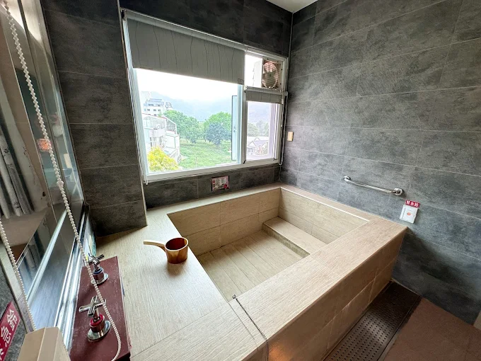 儷泉溫泉館湯屋一景