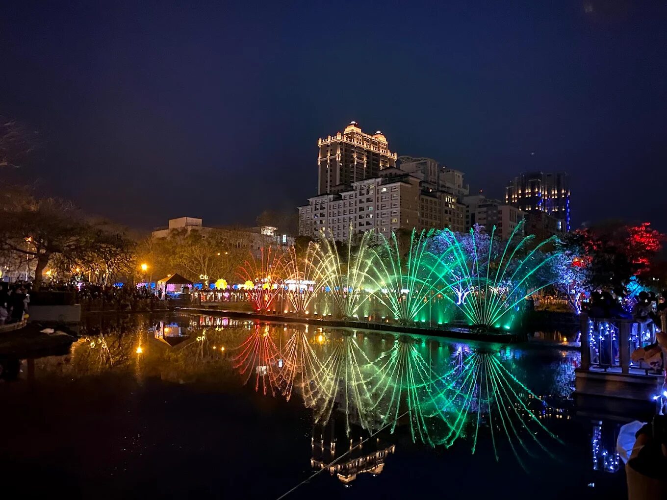 🌳 竹北水圳森林公園｜高鐵旁的城市綠洲，散步野餐一站全包！