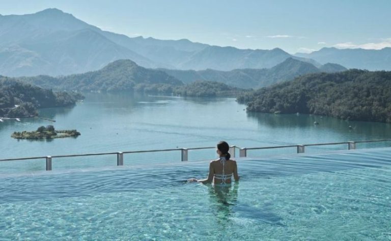 從早霧到晚霞，一整天都美得像夢——日月潭湖畔的漢來日月行館，讓旅行慢下來