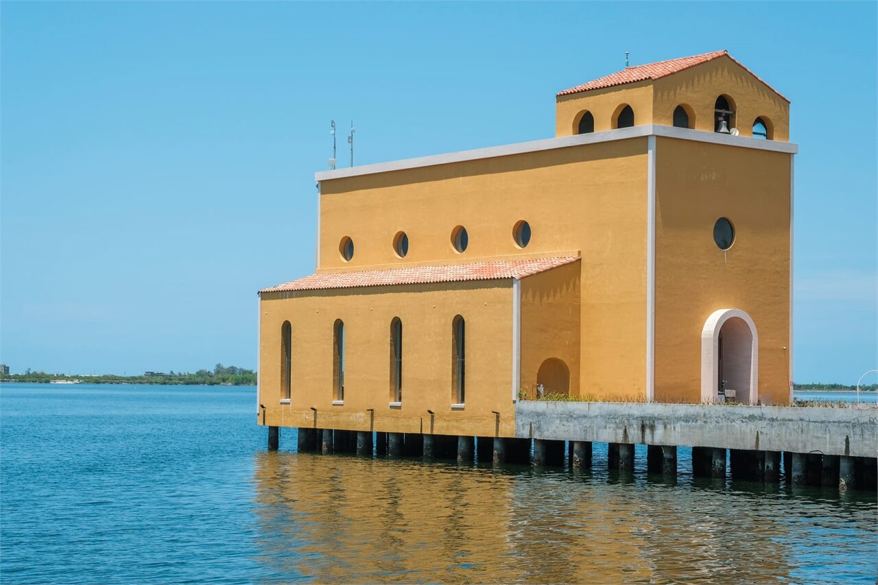 讓風帶路，週末就去騎一圈潟湖、看一場開橋秀——屏東大鵬灣一日旅