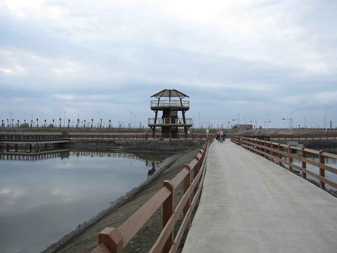 讓風帶路，週末就去騎一圈潟湖、看一場開橋秀——屏東大鵬灣一日旅
