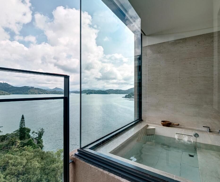 想泡湯、看雲起？從晨霧到夕光，一次住遍日月潭最美的五間飯店