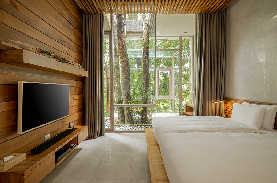 一夜住進風景裡：探索台灣最美民宿，從苗栗山林到花蓮海岸