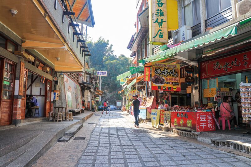 不趕時間的旅行,在山裡泡湯、吃豆腐|泰安溫泉慢旅筆記