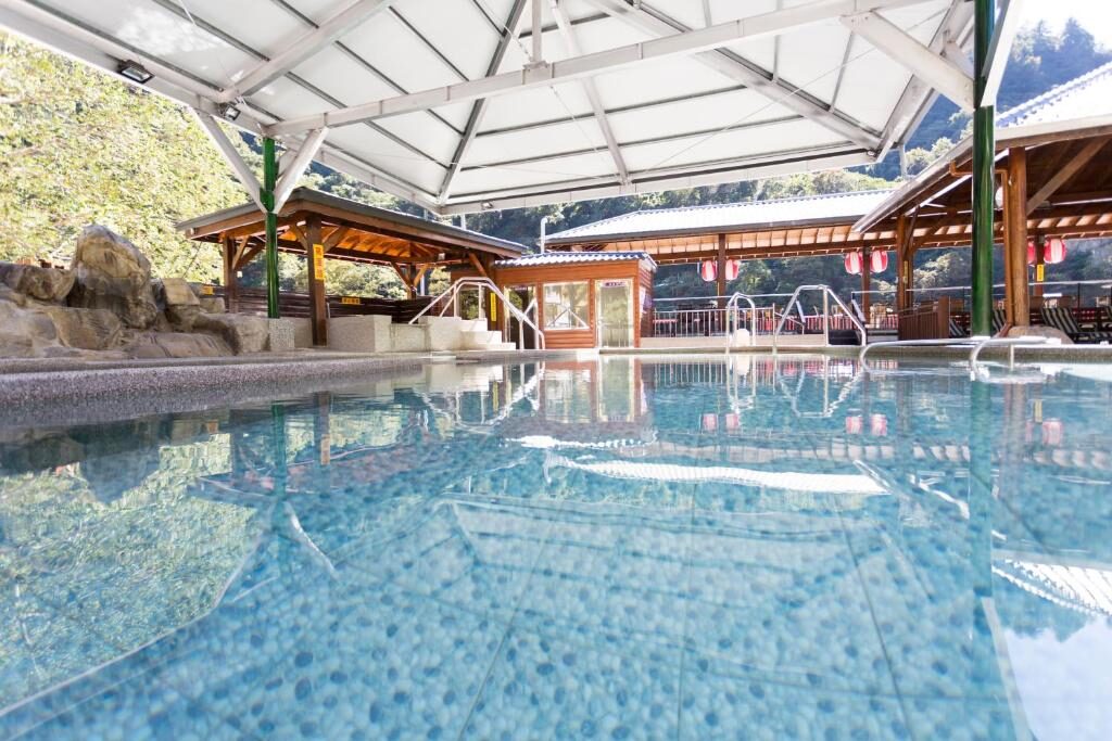 放慢腳步的旅行,從一場山中溫泉開始|台中和平谷關明治溫泉飯店