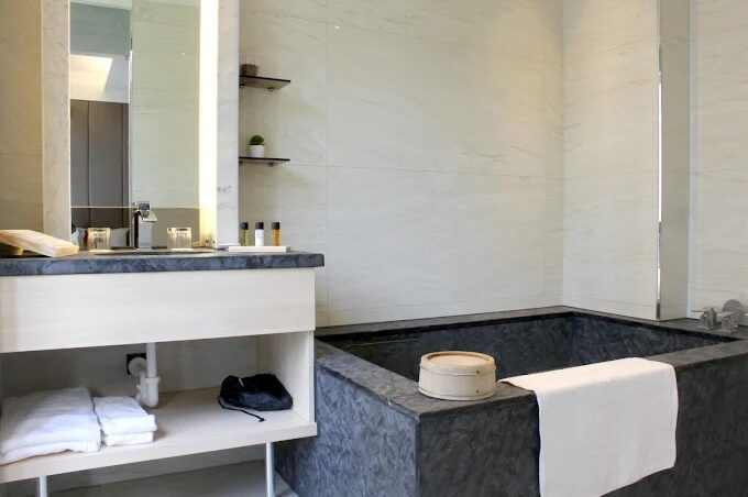 溫泉與木香之間，找回生活的平衡｜在葛瑪蘭風呂會館泡一池專屬的溫暖