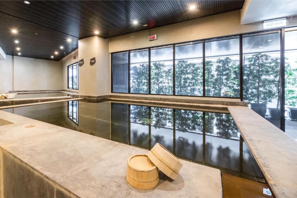 泡在山霧與日光之間|礁溪住宿推薦,找到屬於你的溫泉節奏