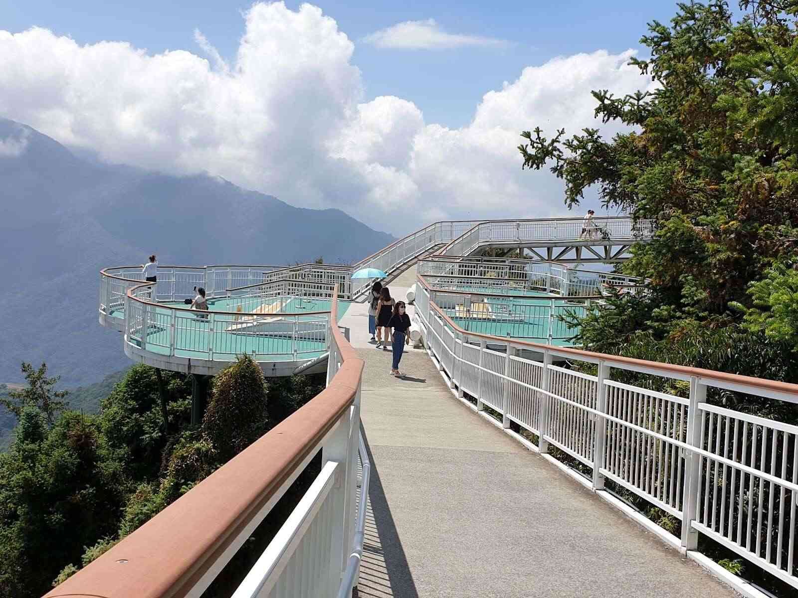 在雲端散步的一天｜清境高空觀景步道的風、光與雲的距離