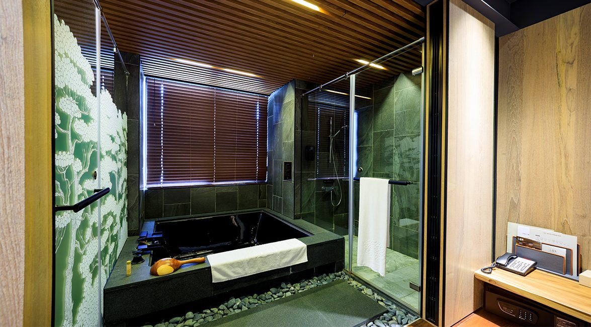 不出國也能偽出走|甲山林湯旅泡湯記,台北小週末最強療癒點